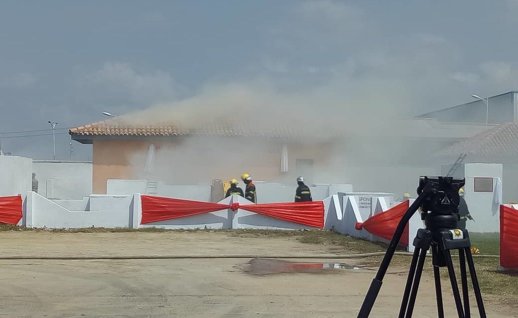 INTERIOR MINISTER COMMISSION'S SMOKE CHAMBER FOR FIRE ACADEMY AND