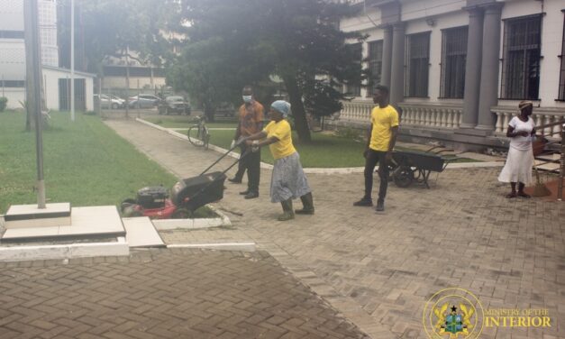 Ministry of the Interior Participates In Civil Service Week Clean-Up Exercise