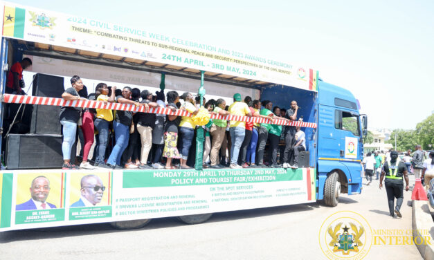 Ministry of the Interior Participates in Civil Service Week Float