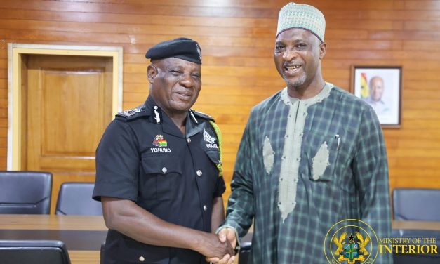 Interior Minister Welcomes New Inspector General of Police