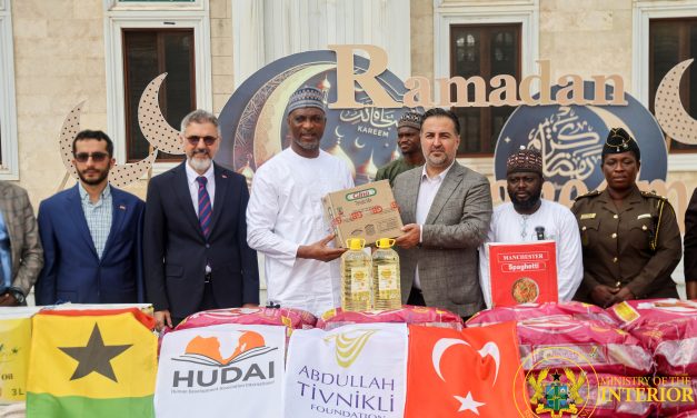Interior Minister Receives Food Items from Hudai Foundation for Prison Inmates