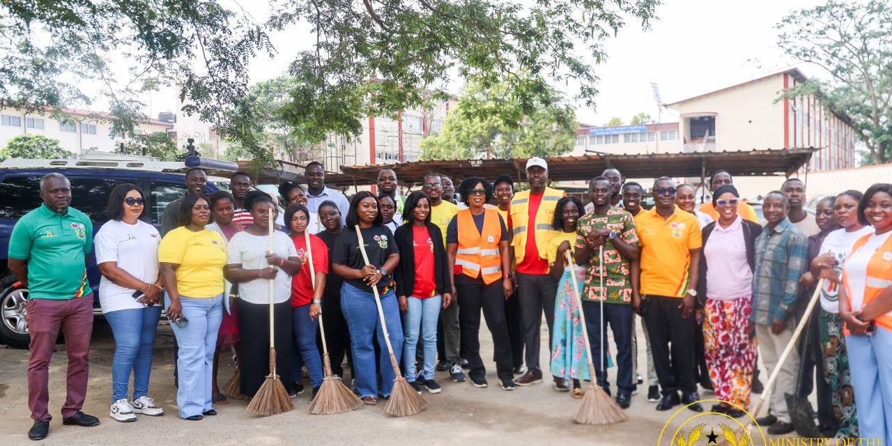 Interior Ministry participates in Civil Service Week Cleanup Exercise